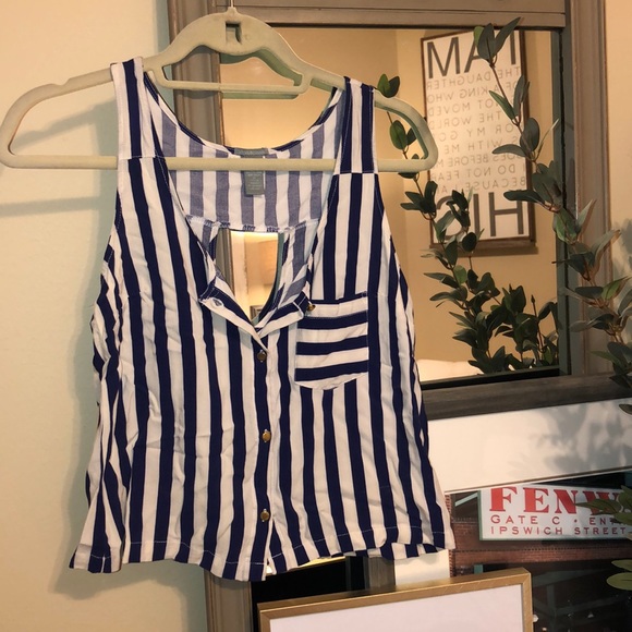 Striped tank! - Picture 2 of 3